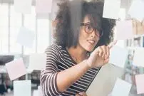 ۴ نشانه‌ی غیرمنتظرۀ آدم‌های باهوش