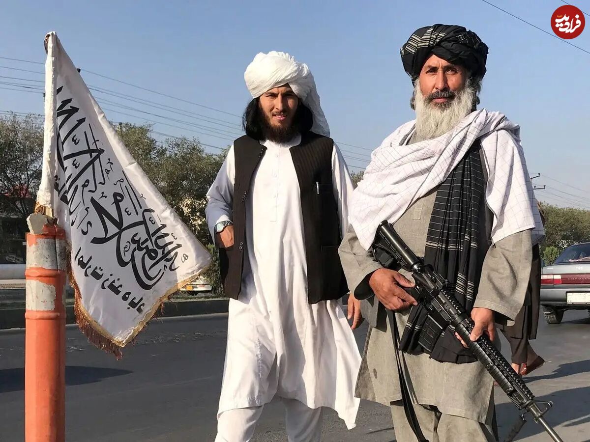عکس عجیب سه خلبان فارغ التحصیل عضو طالبان
