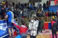 جنجال در تشک کشتی؛ حمله «مهدی هاشمی» به مامور نیروی انتظامی