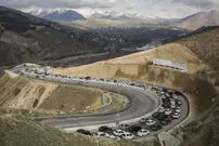 تصاویر/ ترافیک کیلومتری در جاده لواسان