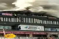 ویدئو/ قربانیانی که خود را از طبقه چهارم پرت کردند