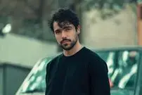 (عکس) تیپ و استایل ویژه «شروین» و «سجاد افشاریان» در خیابان های تهران