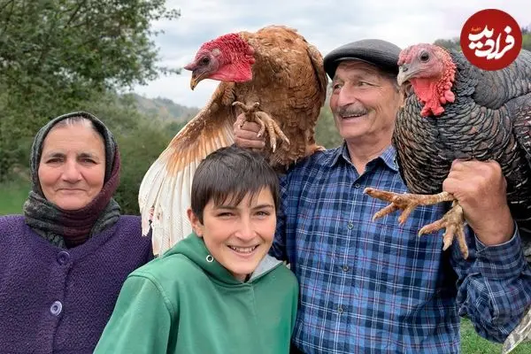 ببینید| غذای روستایی در آذربایجان؛ پخت شاورما بوقلمون در روستایی زیبا