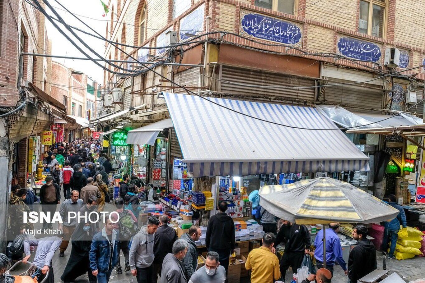 (تصاویر) بازار بزرگ تهران در روز‌های پایانی سال