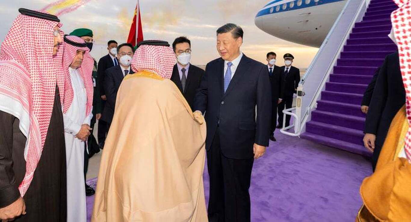 ماجرای فرش بنفش برای استقبال از رئیس‌جمهور چین چه بود؟