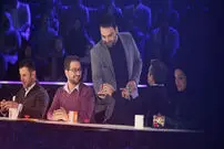 مشاور گینس، ادعا‌های «عصر جدید» را تکذیب کرد