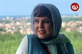 عکس| سفر در زمان؛ «افسانه چهره آزاد» با تیپ متفاوت در دوران دبستان؛ دهه 40