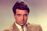 تصاویر؛ بیوگرافی درمندرا؛ «اَبرمرد» بالیوود و ستاره فیلم «شعله»