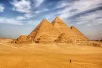 دانستنی‌هایی دربارۀ «هرم بزرگ»؛ از انبار گندم حضرت یوسف تا قایق خورشیدی فرعون