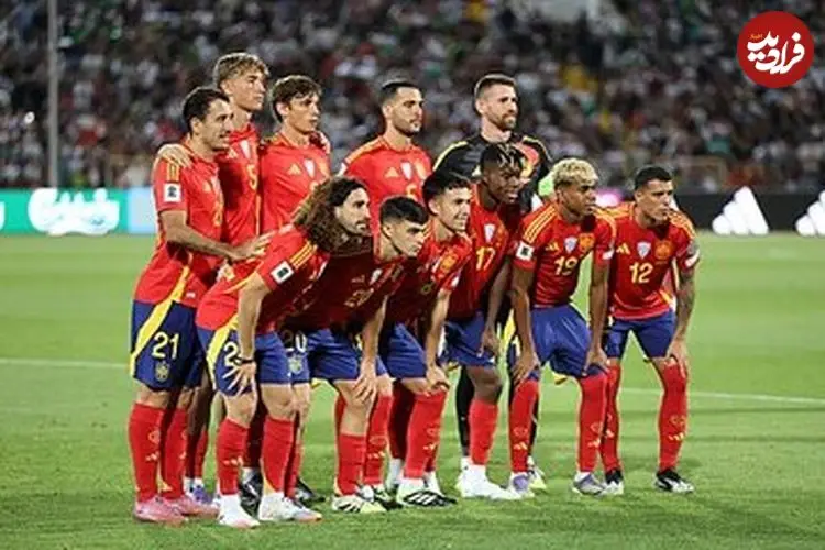 عکس| رونمایی اسپانیا از پیراهن پرحاشیه