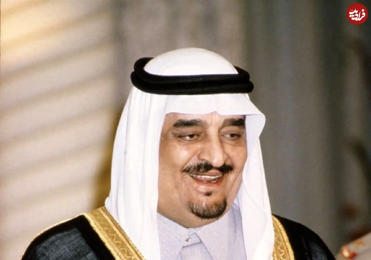 عکس| سفر در زمان؛ «ملک فهد، پادشاه عربستان» در مراسم حج و در مسجد مدینه؛ سال 1371