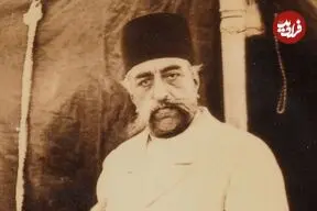 عکس| سفر زمان؛ عکس یادگاری مظفرالدین شاه، خواجه و پرندۀ شکاری