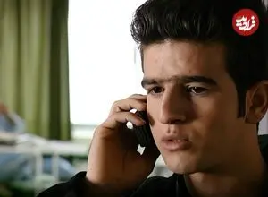 عکس| سفر در زمان؛ «حامد» سریال آوای باران بعد 10 سال در کنار ساحل؛ سال 1402