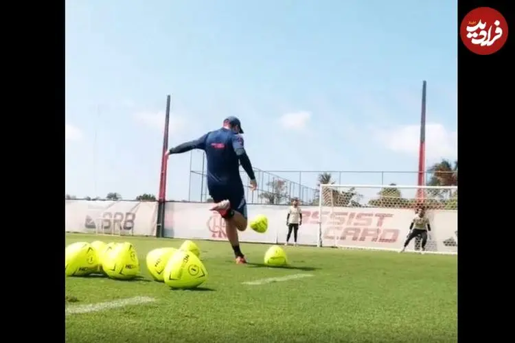 ببینید| روش‌های عجیب باشگاه برزیلی برای تمرین دروازه‌بان‌ها