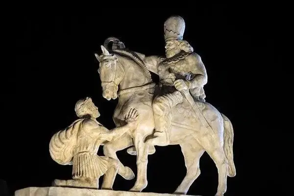 مجسمه «والرین» در ورودی فرودگاه مهرآباد مستقر می‌شود