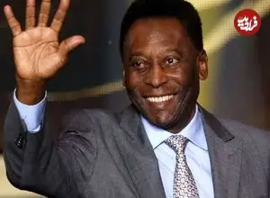 عکس| سفر در زمان؛ «پله 18 ساله» در حال فوتبال بازی کردن در برزیل؛ سال 1336