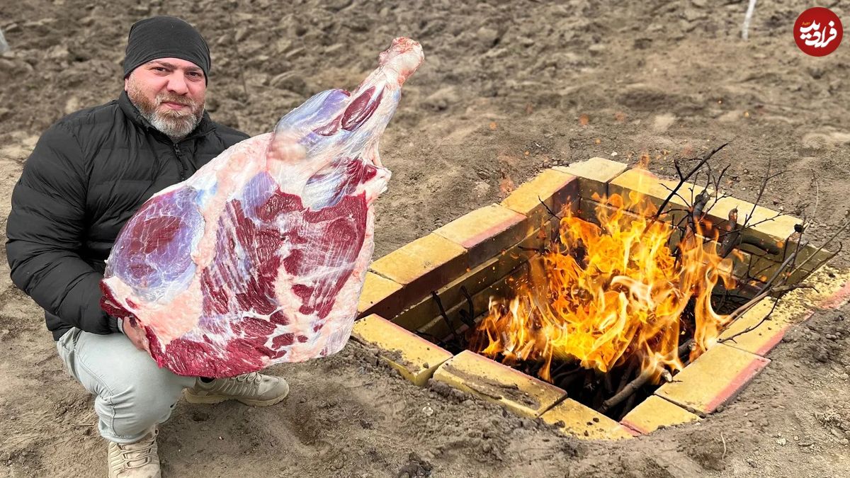 (ویدئو) روش خلاقانه یک آشپز مشهور ساکن آذربایجان برای کباب کردن ران 25 کیلویی گاو