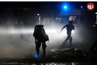 عکس| سقوط یک هواپیمای نظامی پر از پول نقد