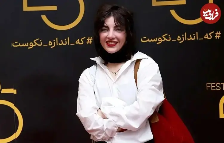 تصاویر؛ «آیدا ماهیانی» با استایل اسپرت و بوت پلتفرم؛ انتخاب پوشش متفاوت در اختتامیه جشنواره ۲۵