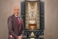 (ویدیو) دانستنی‌های جالب در مورد گرانترین عطر دنیا؛ 65 میلیارد تومان ناقابل!