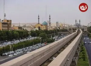 عکس| سفر زمان؛ منظرۀ زیبای یک «مهمانخانه در اطراف قم» در دوران ناصرالدین شاه