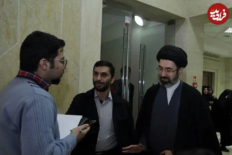 تصاویر| سفر در زمان؛ «سیدمجتبی خامنه ای» در راهپیمایی روز قدس؛ سال 98