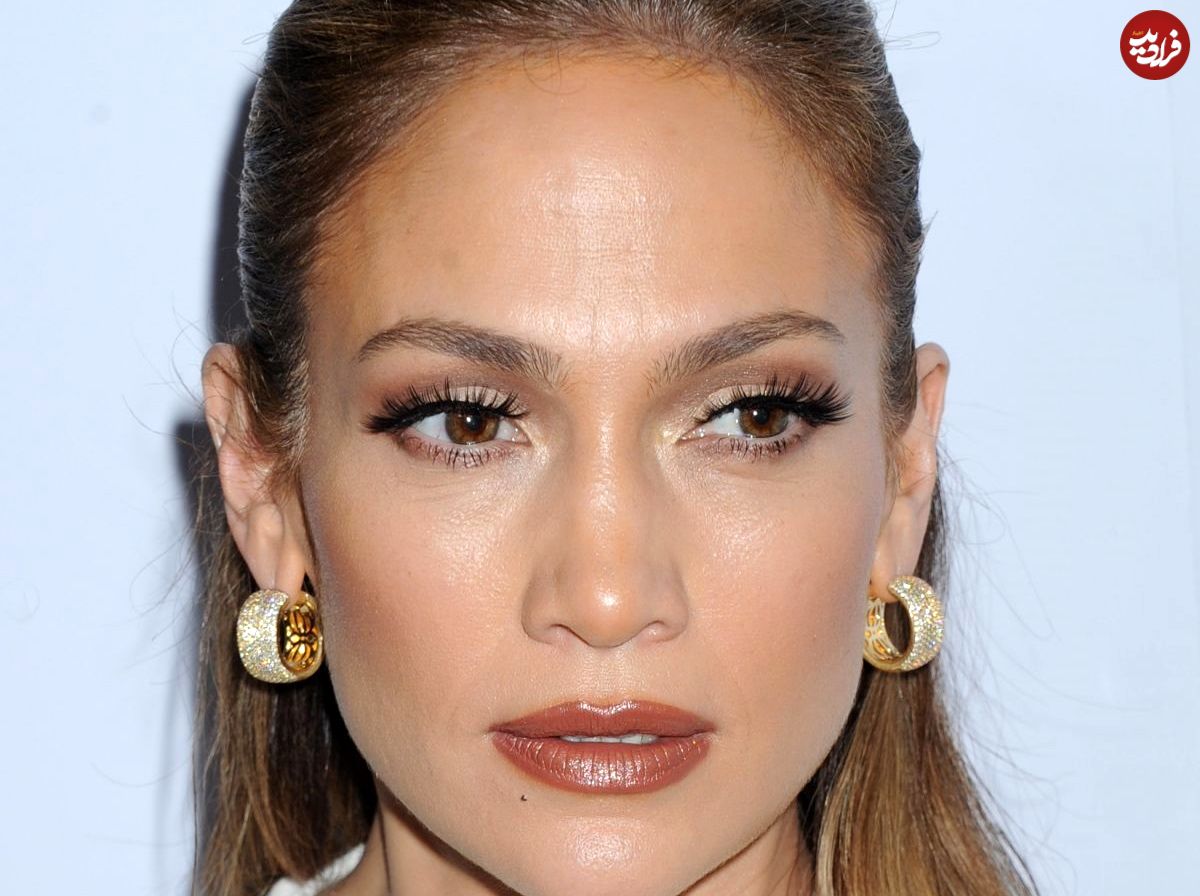 عکس| سفر در زمان؛ «جنیفر لوپز» در کنار پپه سرنا در پشت صحنه یک سریال تلویزیونی؛ سال 1373