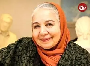 عکس| سفر زمان؛ چهرۀ «شمسی فضل‌اللهی» در جوانی در حال گویندگی در رادیو