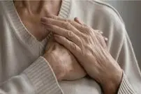 ۸ نشانه سکته قلبی که از آن بی خبر هستید