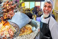 ببینید؛ غذای خیابانی افغانستانی در تهران؛ پخت قابلی پلو، منتو و انواع کباب
