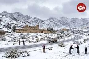 چرا پس از ۳۰ سال در عربستان سعودی برف بارید؟ 