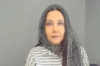 عکس| سفر زمان؛ «کتایون ریاحی» 42 ساله سوار بر موتور در پشت‌صحنه یک فیلم