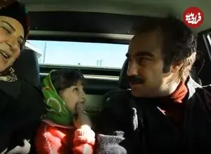 عکس| سفر در زمان؛ «محسن تنابنده» به همراه پدر، مادر، خواهر و برادرش در مشهد؛ دهه 60