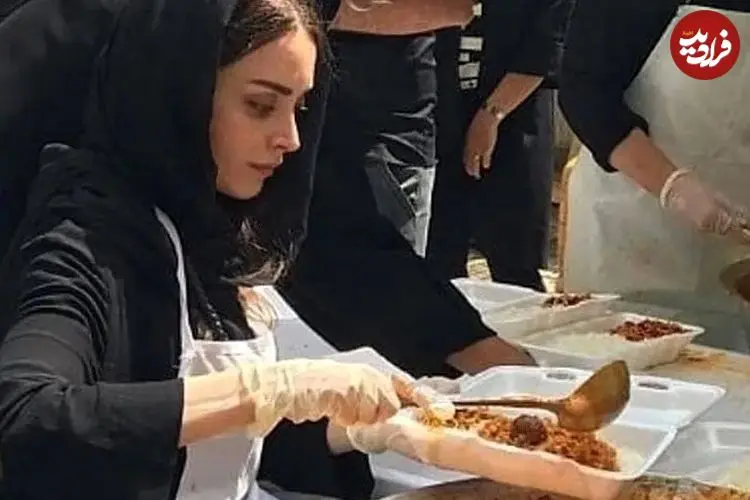 عکس| سفر زمان؛ ژست خاص «بهنوش طباطبایی» در اکران «ماجرای نیمروز: رد خون»؛ 7 سال قبل