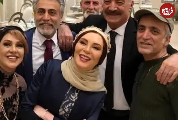 عکس| سفر زمان؛ «افسانه بایگان» 33 ساله با چادر در کنار «جمشید مشایخی»؛ سال 73