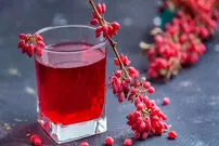 طرز تهیه آب زرشک به ۲ روش ساده 