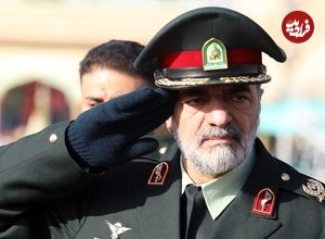 عکس؛ سفر در زمان؛ «احترام نظامی سردار رادان به مزار سردار سلیمانی»؛ سال 1402