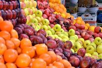 ببینید؛ ترفند عجیب یک میوه‌فروش برای کلاهبرداری