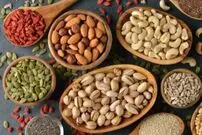 ۹ آجیلی که برای کنترل فشار خون بالا باید بخورید