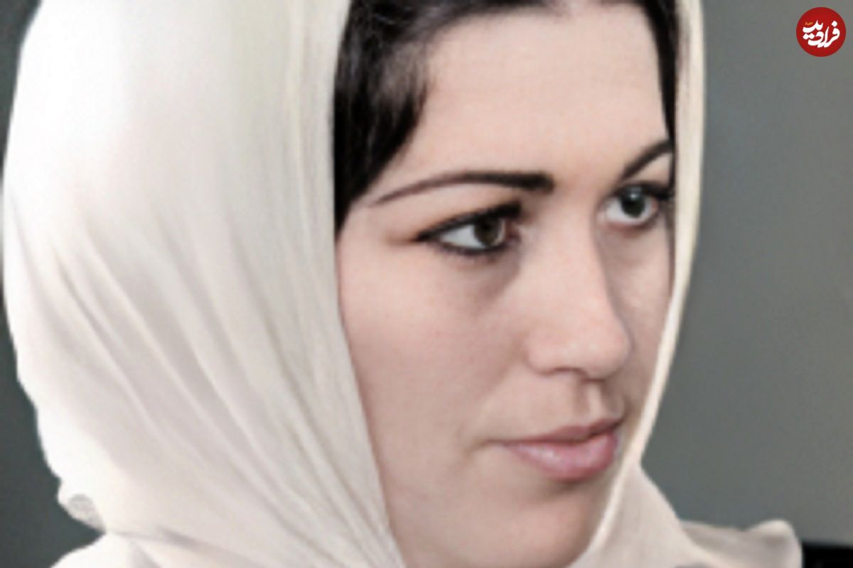 (عکس) «سپیده، بهروز بهنژاد و ملیحه» در نمایی از فیلم هیاهو؛ سال 53