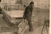 عکس| سفر به تهران قدیم؛ ۲۰۰۰ درخواست استخدام روی دست پستچی ماند!