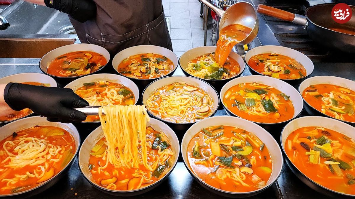 ببینید؛ غذای خیابانی در کره؛ پخت نودل دست ساز و رامن ژاپنی در سئول