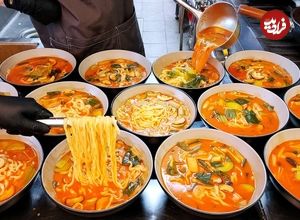 ببینید؛ غذای خیابانی در کره؛ پخت نودل دست ساز و رامن ژاپنی در سئول 