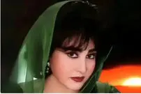 عکس| سفر به گذشته؛ «حمیرا» با چادر و در آخرین سال حضورش در ایران؛ سال 60