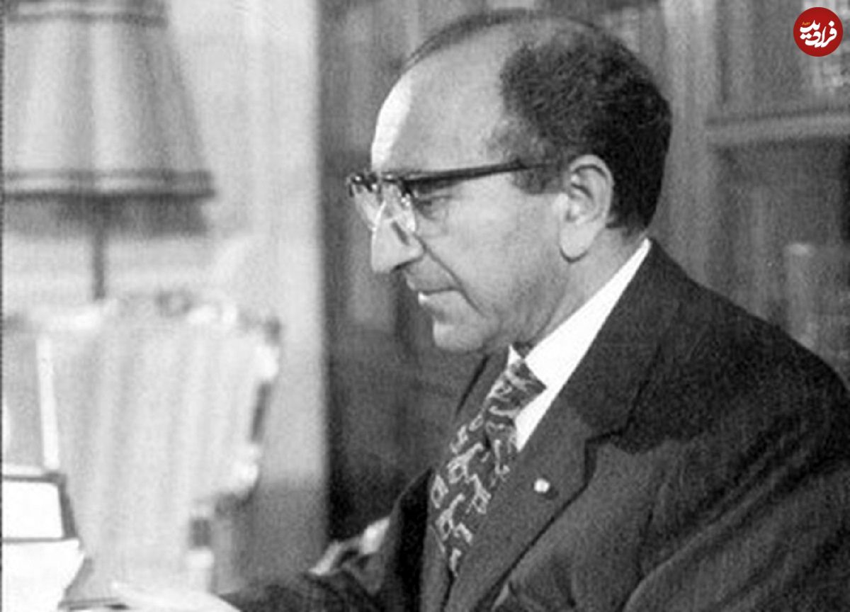 سفر در زمان؛ قرارداد لعنتی هیرمند؛ علم: احساس میکنم یک قطعه از گوشت بدنم را بریدهاند و جلوی سگ انداختهاند
