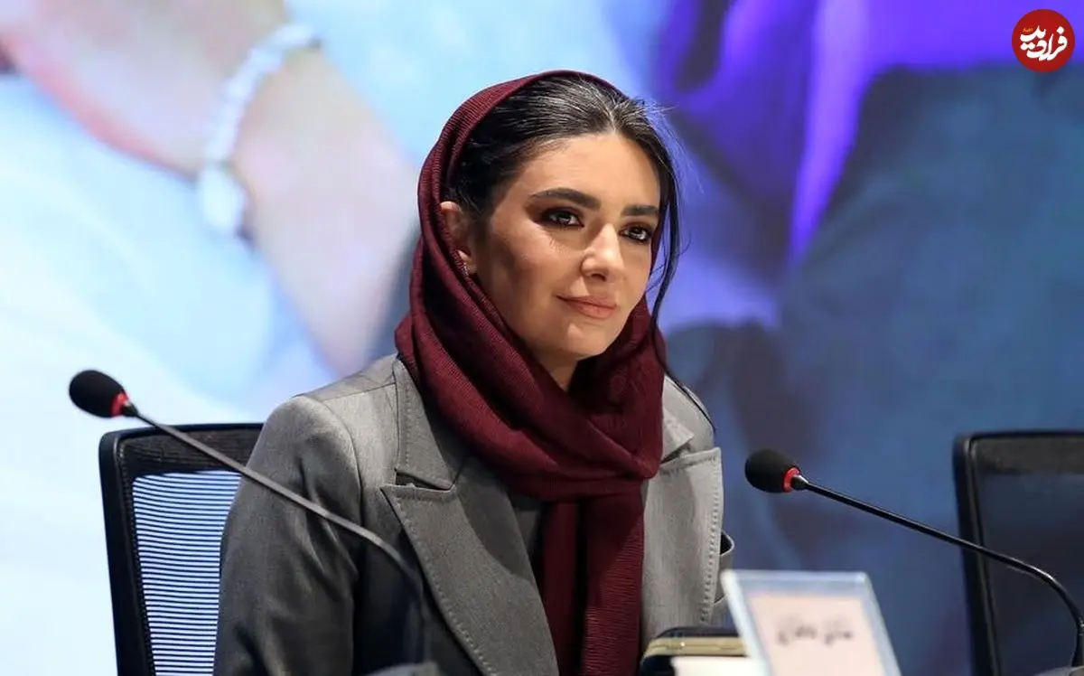 عکس| سفر زمان؛ گریم «خانم فدوی» در پشت‌صحنه سریال «پایتخت 2»؛ سال 1391