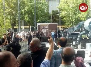 ببینید| لحظه اقامه نماز بر پیکر اکبر عبدی