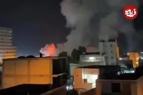 ببینید| لحظه اصابت اسکله صیادی پشت شهر در مرکز شهر بندرعباس