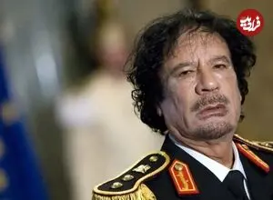 عکس| سفر به تاریخ؛ سرهنگ قذافی در جوانی و در حال فوتبال بازی کردن؛ دهه 50