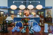 عکس| بشقاب ارزان، عتیقه گرانقیمت از آب درآمد؛ راز نوشته‌های پشت بشقاب چه بود؟